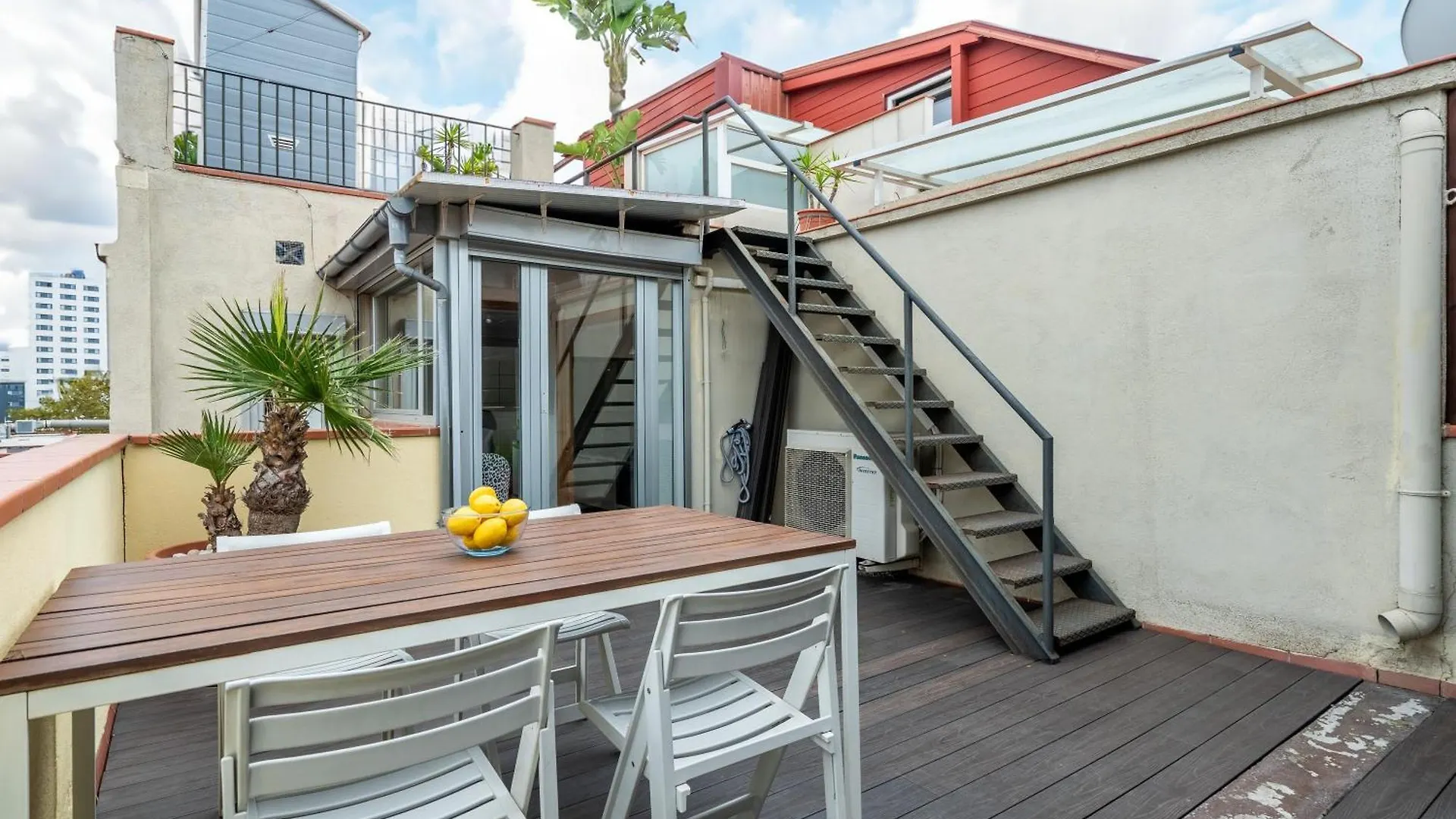 アパート Rooftop Penthouse Double Terrace バルセロナ